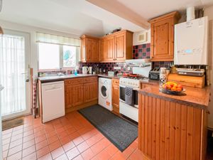 Photo 16- click for photo gallery